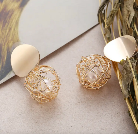 Hollow Ball Pearl Earring