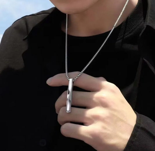 Clavicular Chain Necklace