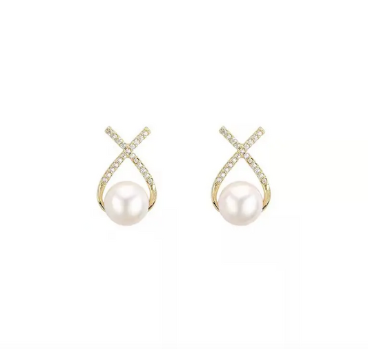 Geometrical Pearl Earrings