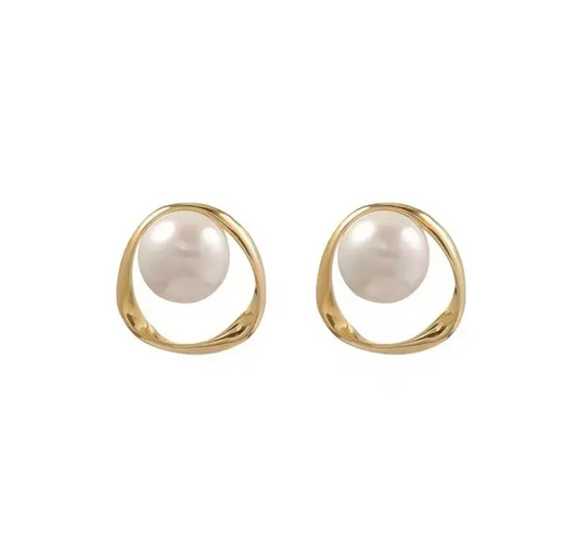 Round Pearl Slot Earring